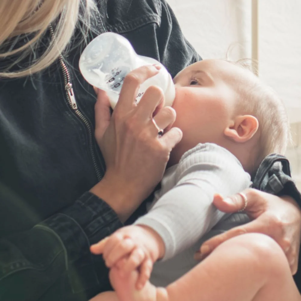 Tommee Tippee Natural Start Samosterilizačná Dojčenská Fľaša s ANTI-COLIC cumlíkom Stredný Prietok 340 ml 3m+, 2 ks 1×2 ks, dojčenská fľaša