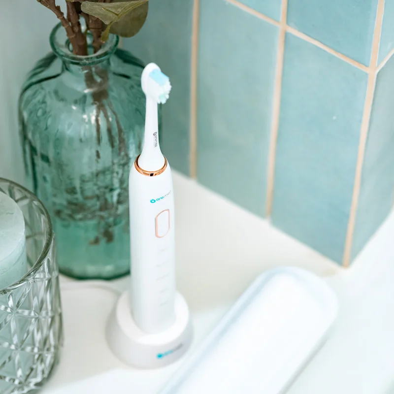 Sonická zubná kefka OROMED ORO-BRUSH WHITE