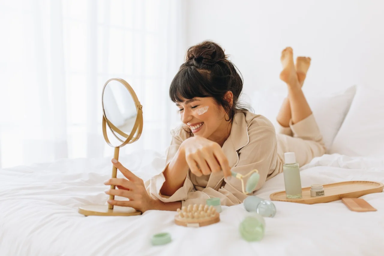 Beauty trendy jeseň/zima 2025: Čo bude v kurze v starostlivosti o pleť, vlasy a telo?