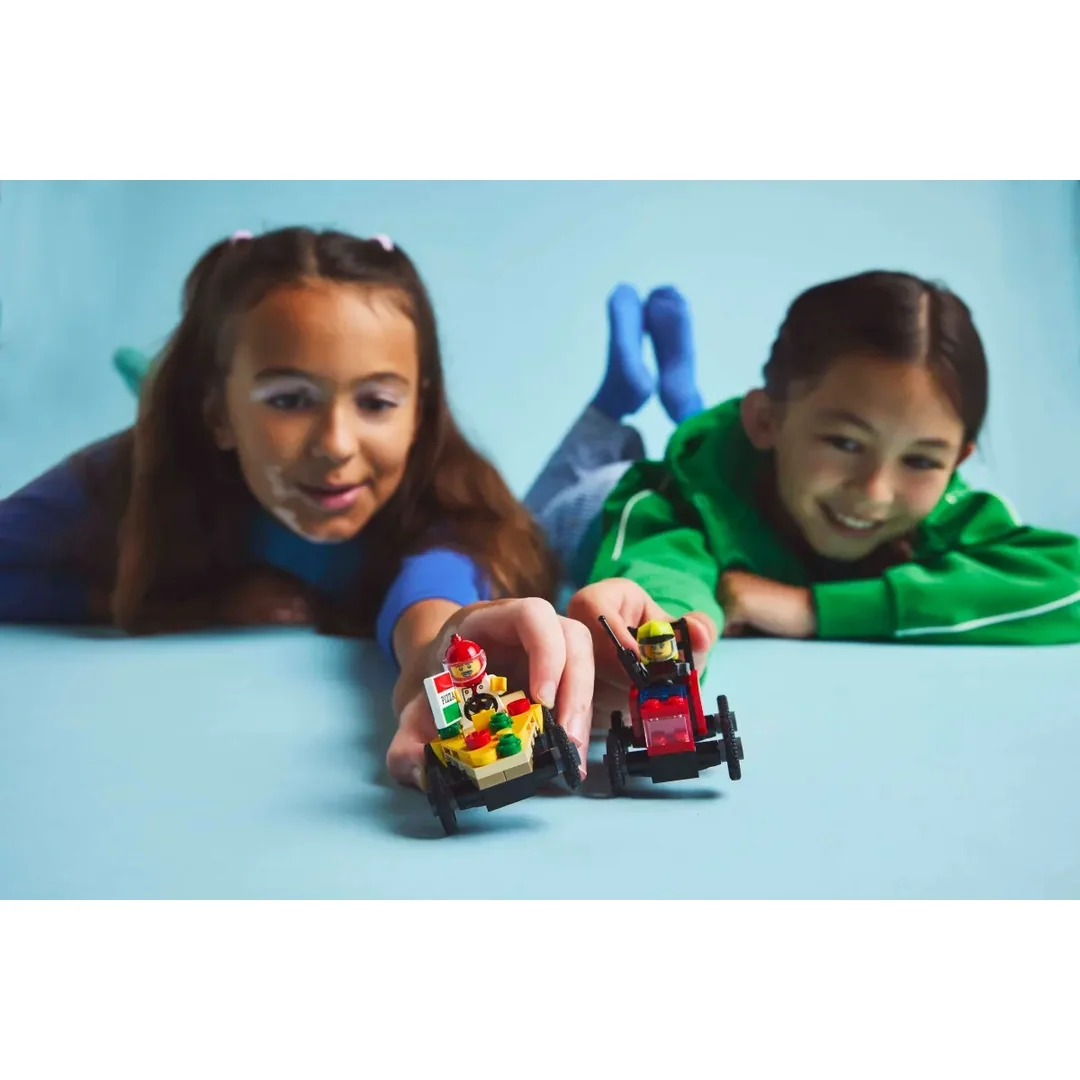 LEGO® City 60458 Pretekársky balíček: Rozvoz pizzy vs. hasičské auto