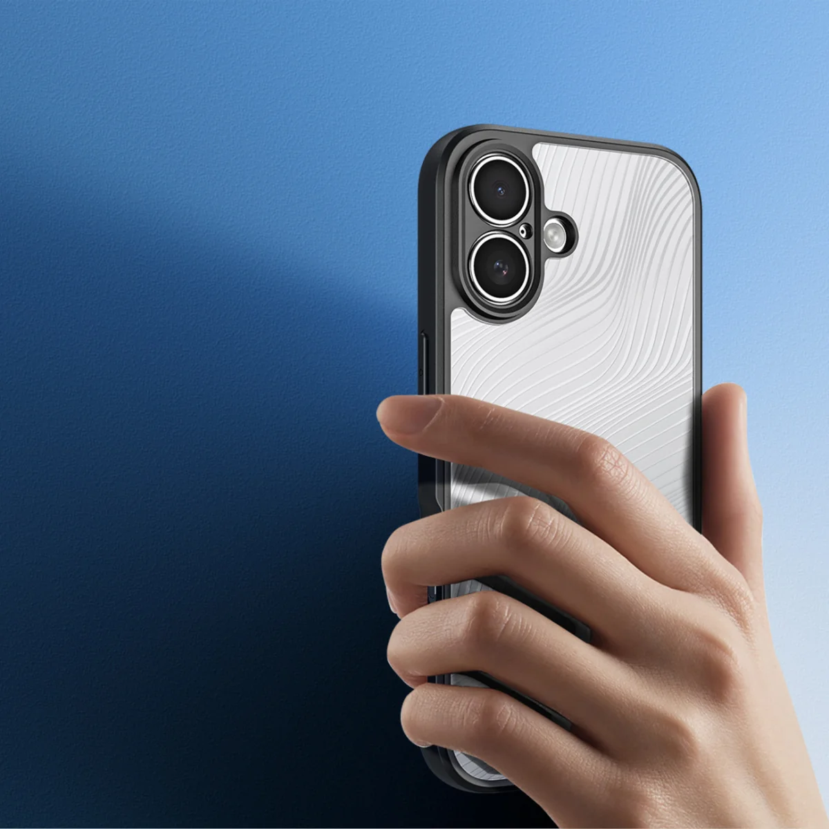 Dux Ducis Aimo kryt na iPhone 17, čierny
