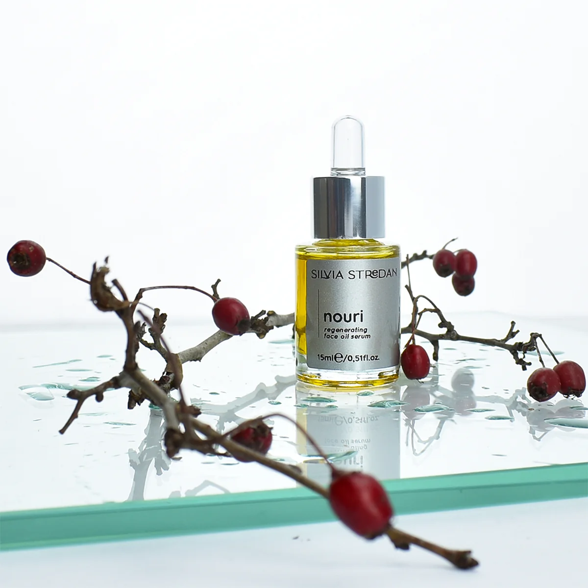 NOURI, regenerujúce olejové sérum - 15 ml, slovenský výrobok