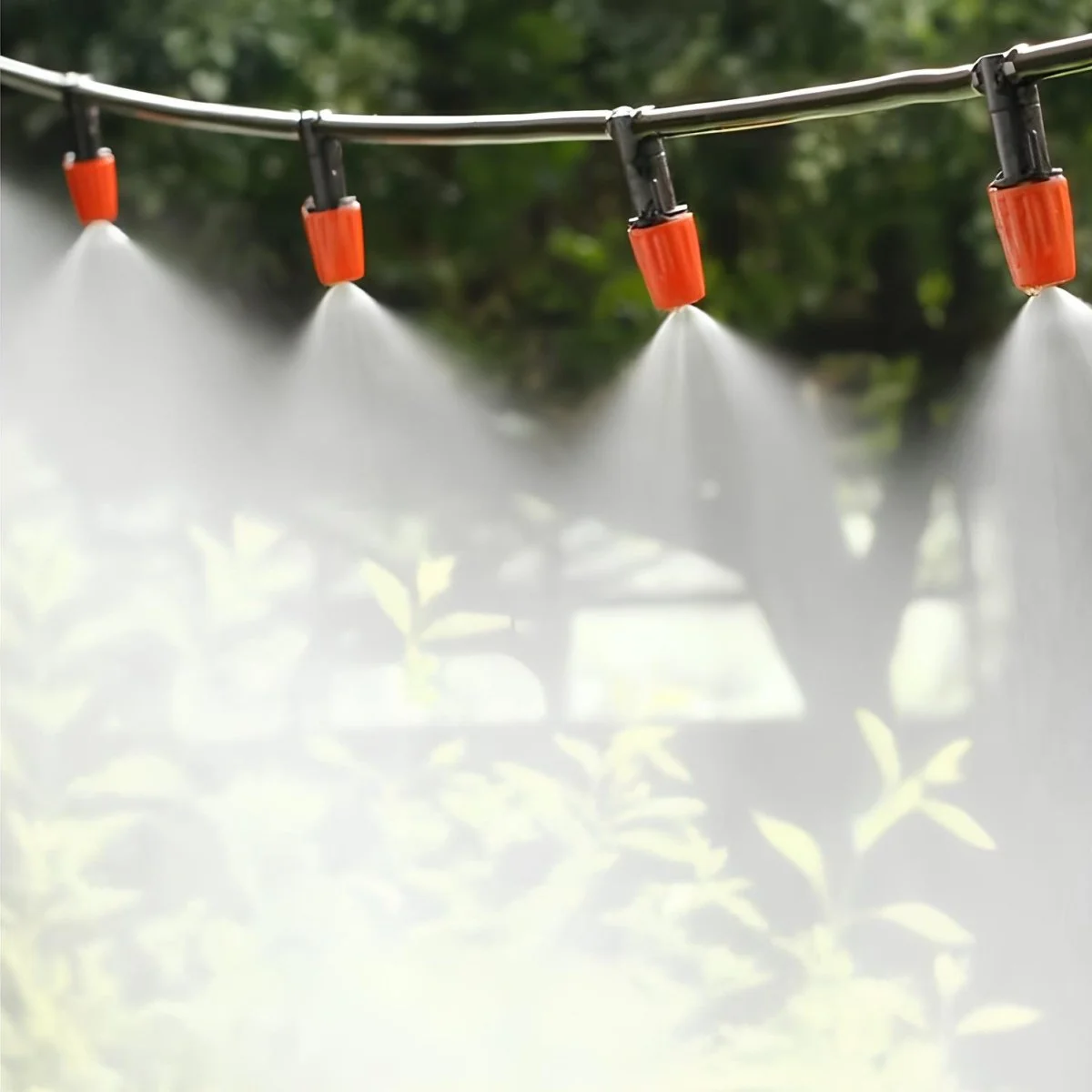 Livefy Garden záhradný zavlažovač s vodnou clonou 20m, čierny