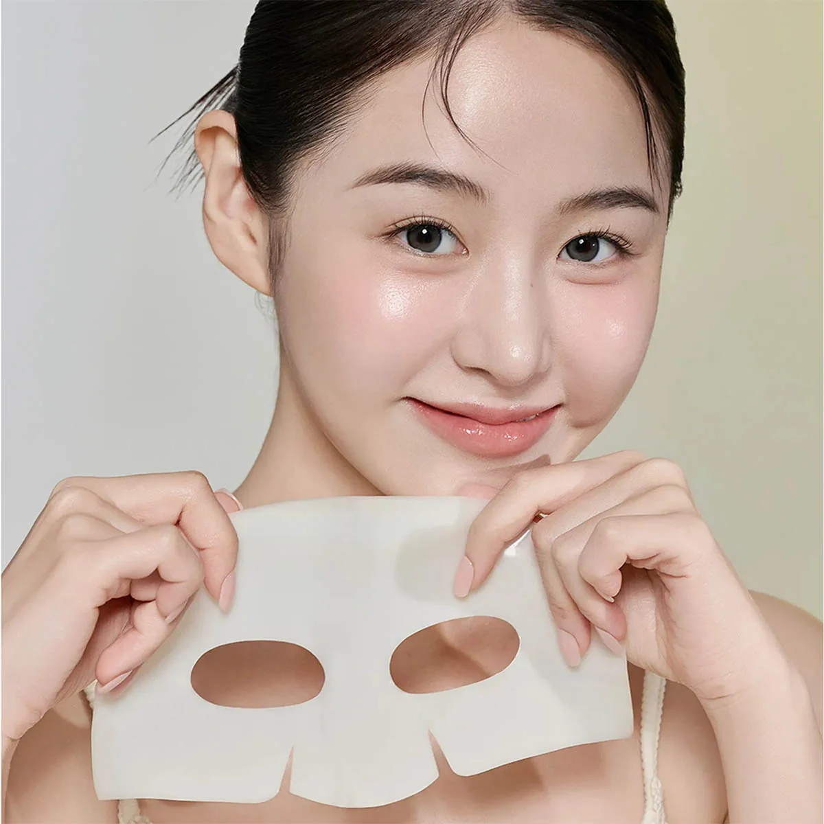 Biodance Radiant Vita Niacinamide Real Deep Mask 4ks rozjasňujúca hydrogelová maska 4ks BOX