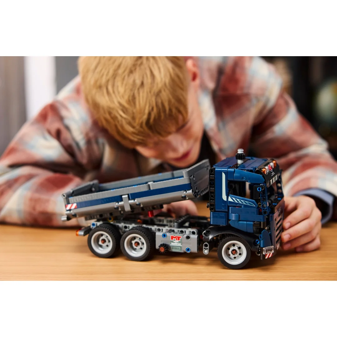 LEGO® Technic™ 42203 Vyklápací nákladiak