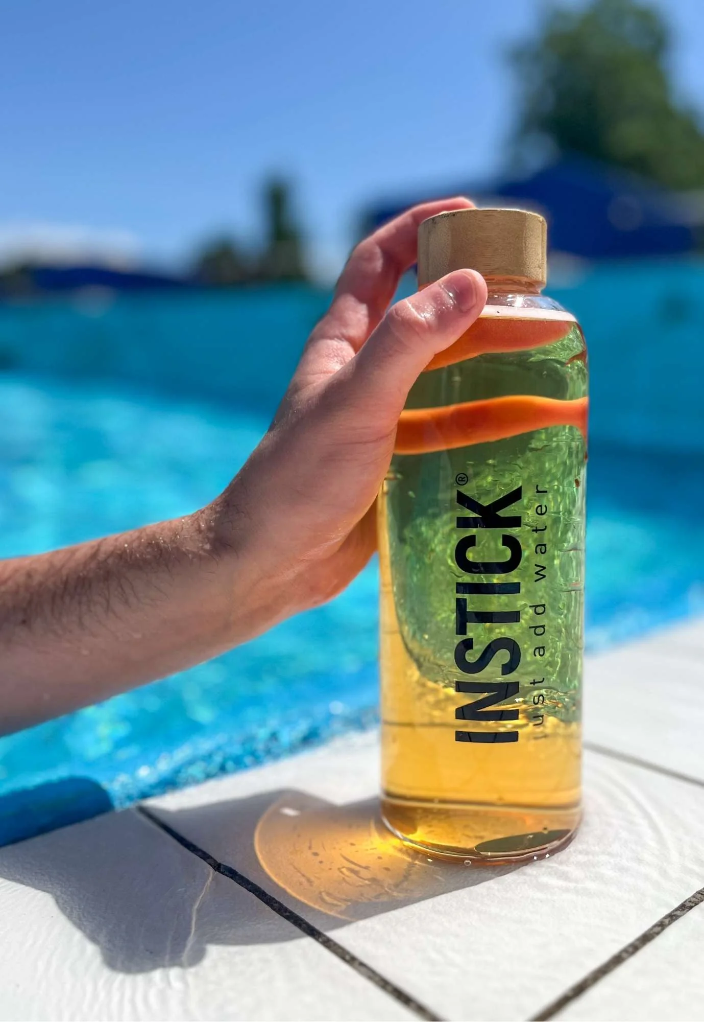 HydroFit  krabičková hydratácia  na dovolenky a výlety veľkosť S bez cukru 48 sitckov na prípravu 24-36 lit nápoja bez cukru s vitamínmi a elektrolitmi