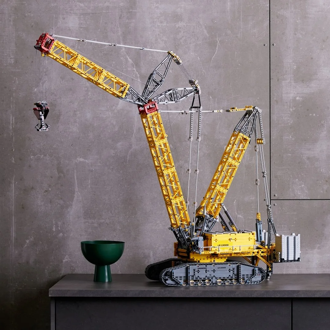 LEGO® Technic™ 42146 Pásový žeriav Liebherr LR 13000