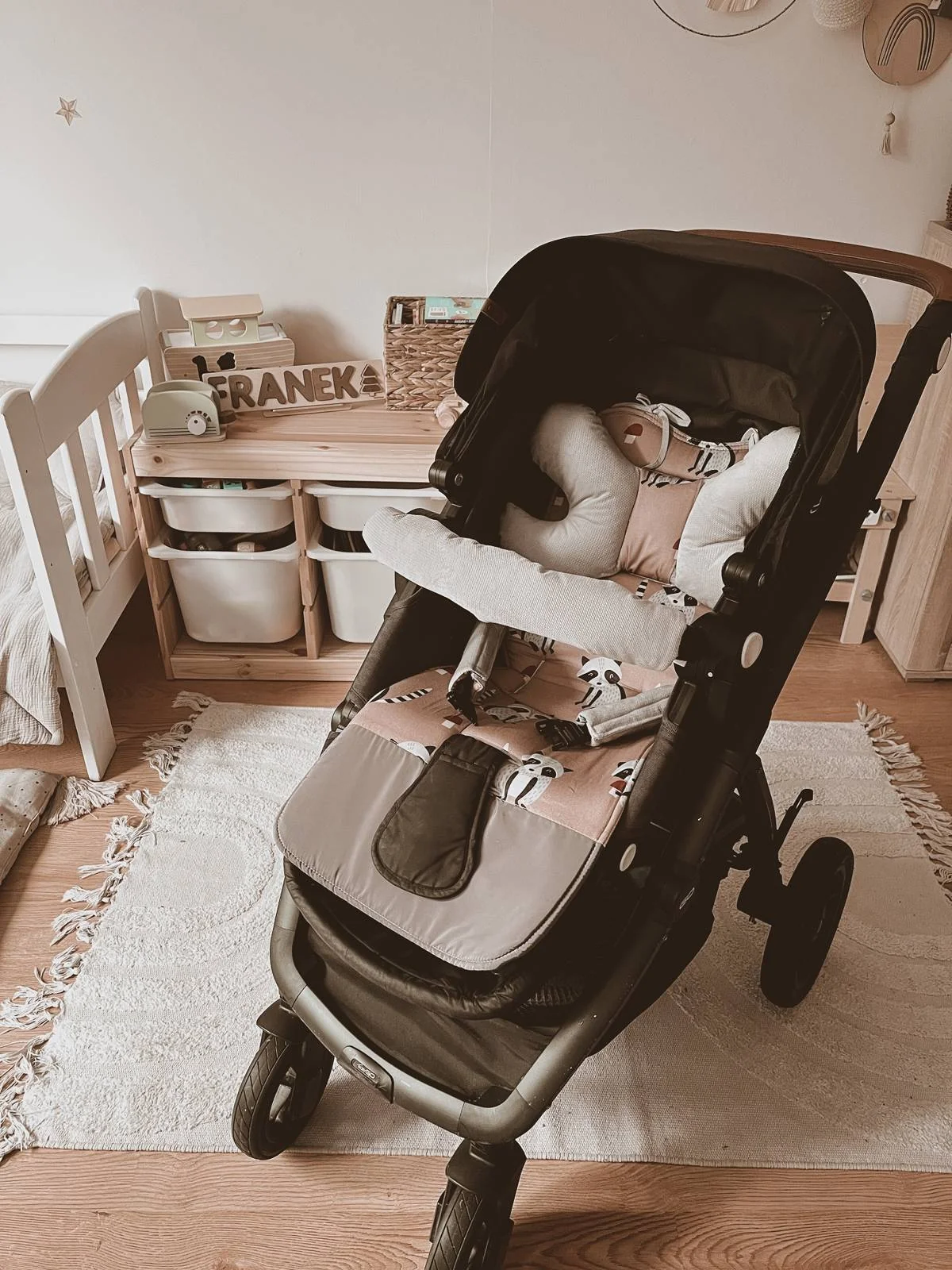 Obojstranná 5D sada do kočíka Velvet Mýval, Baby Nellys, sivá/púdrová