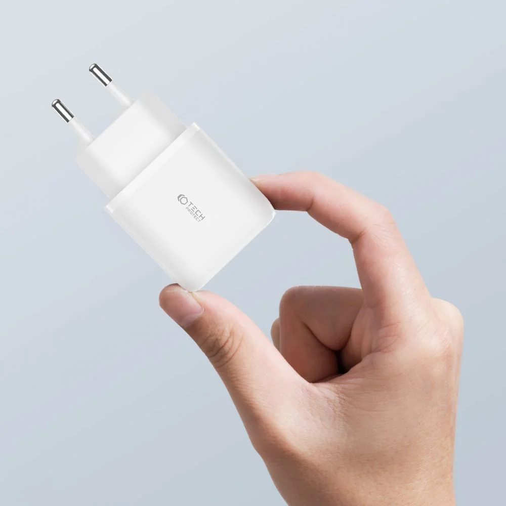 Tech-Protect Dual Port sieťová nabíjačka USB / USB-C 20W PD QC, biela