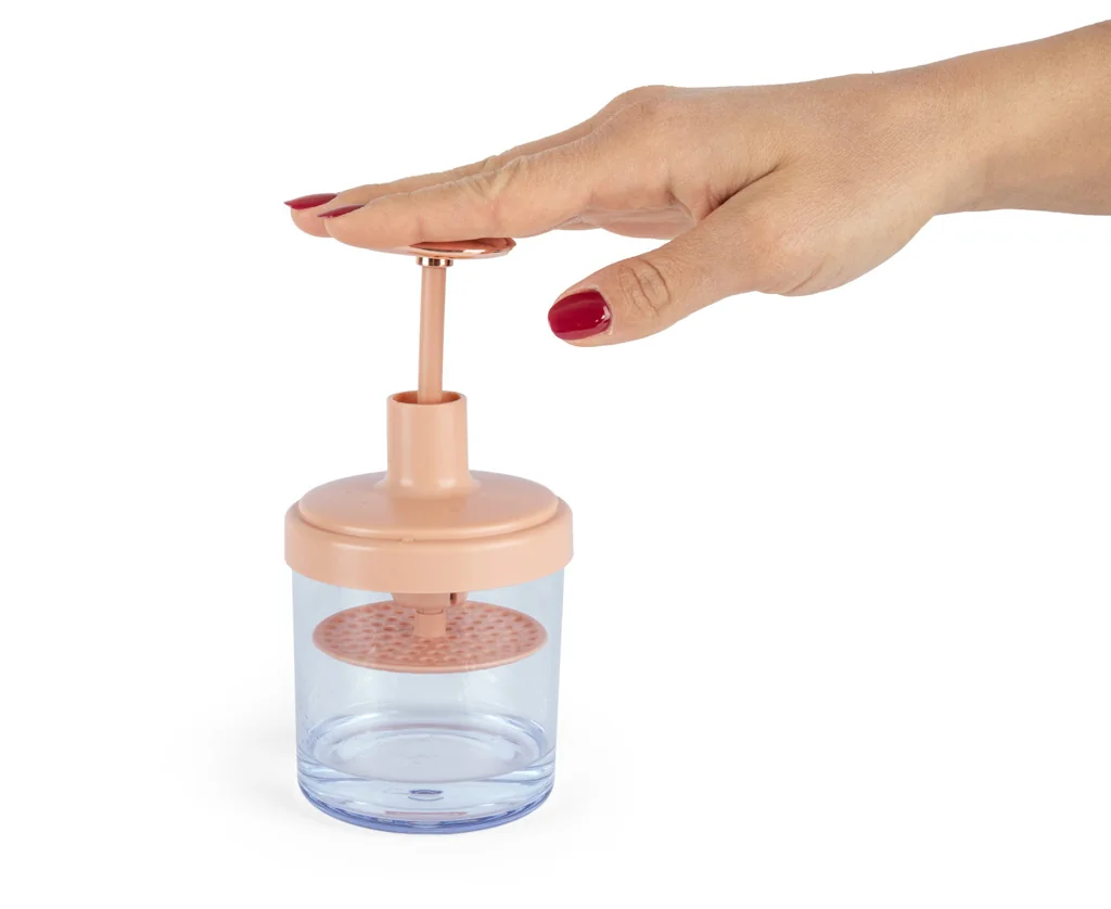 CHICCO Jemný čistiaci gél na tvár POP Softy Vanilla s peniacim dávkovačom 150 ml