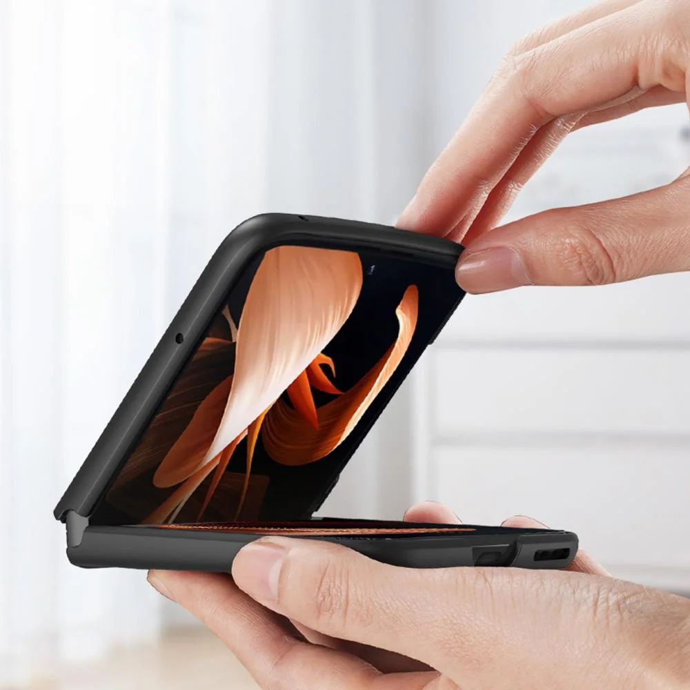 Dux Ducis Fino kryt na Motorola Razr 2022