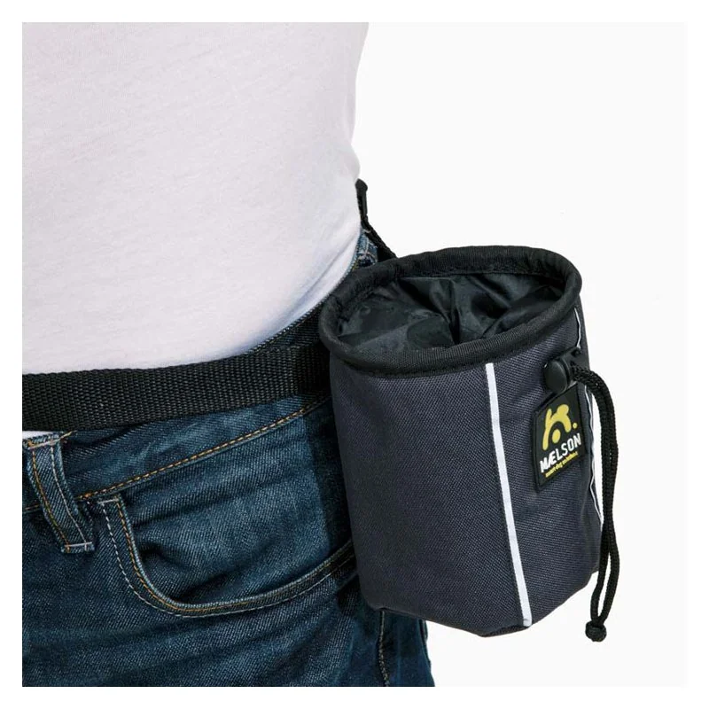 Nylonový pamlskovník Treatee Pouch antracitový