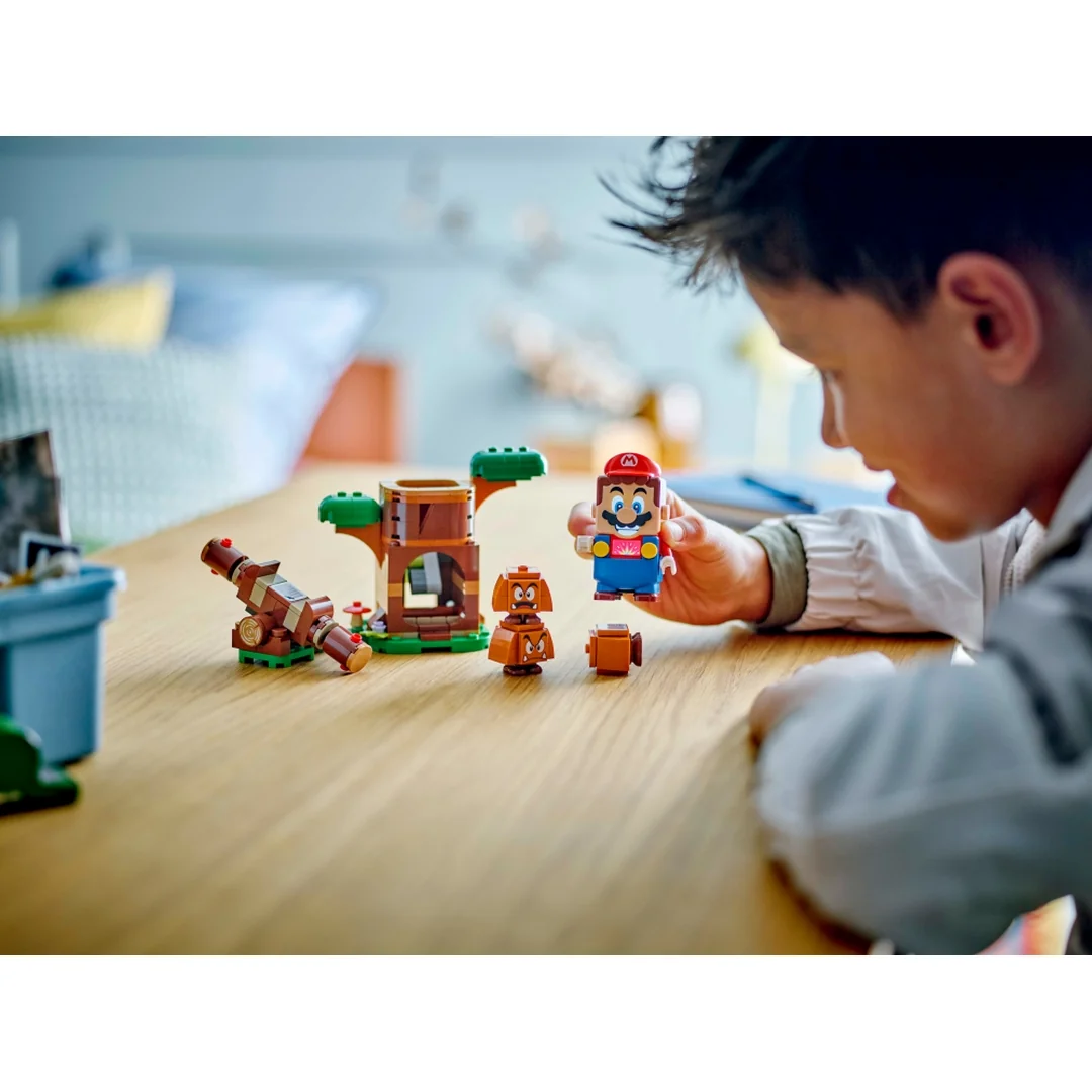 LEGO® Super Mario™ 71433 Goombovia na ihrisku