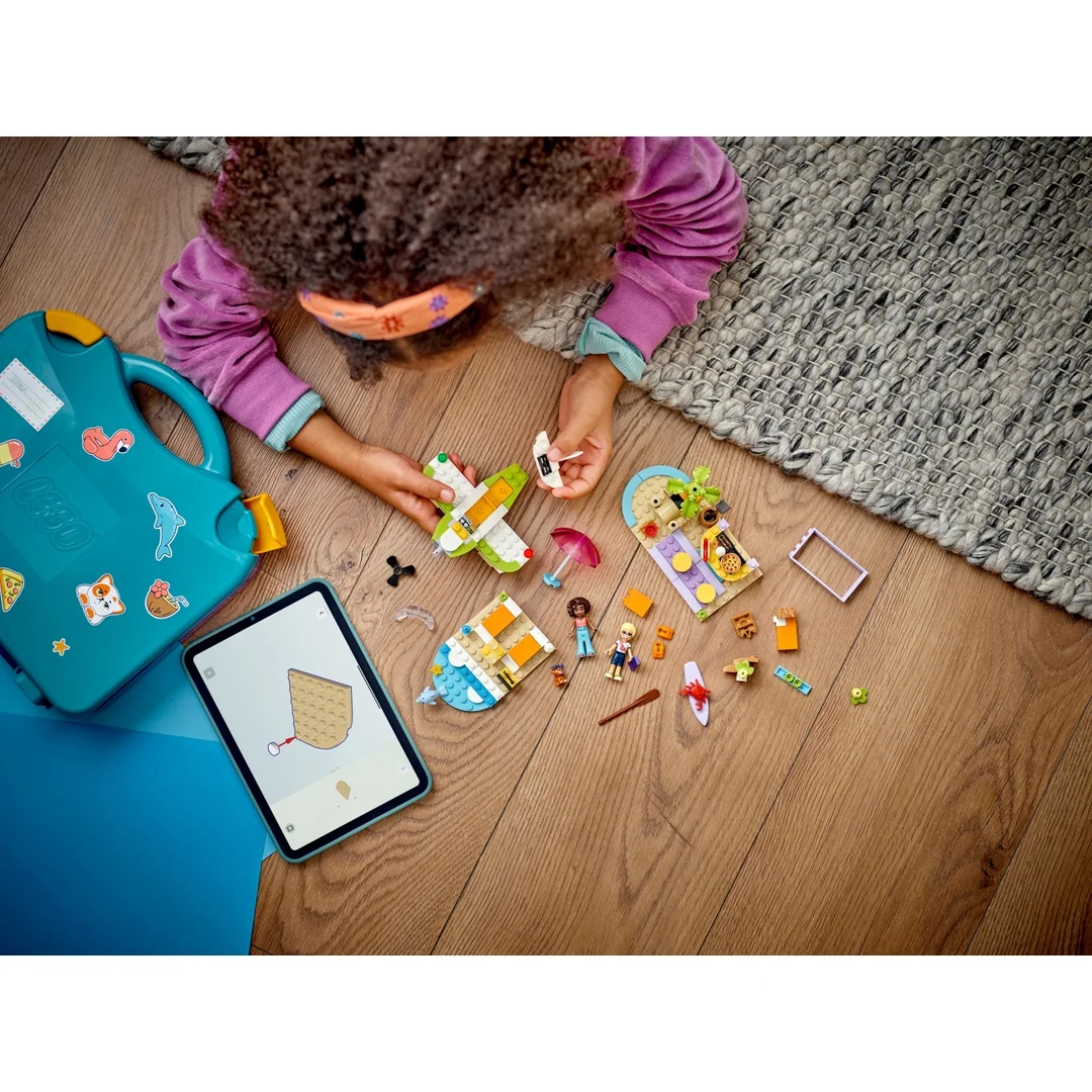 LEGO® Friends 42672 Kreatívny plážový a cestovný kufor