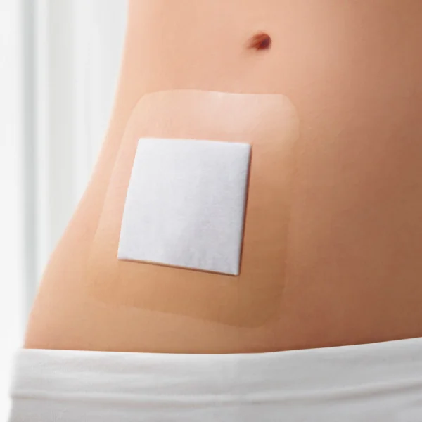 Leukoplast® Leukomed® T plus absorpčná náplasť na rany, vodeodolná, 5x7,2 cm, 1x5 ks