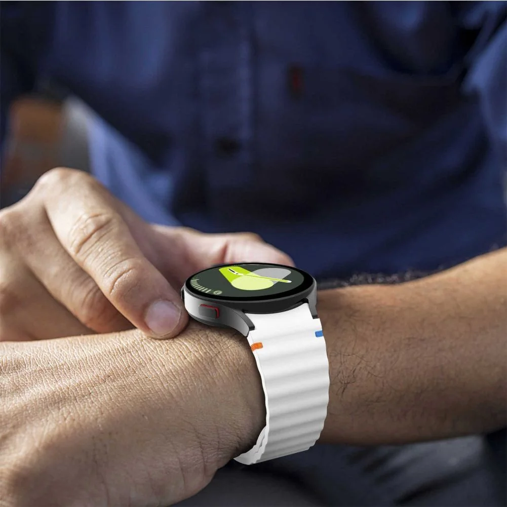 Tech-Protect Silicone Sport remienok na Samsung Galaxy Watch 4 / 5 / 5 Pro / 6 / 7 / FE, white Pro / 6 / 7 / FE, white