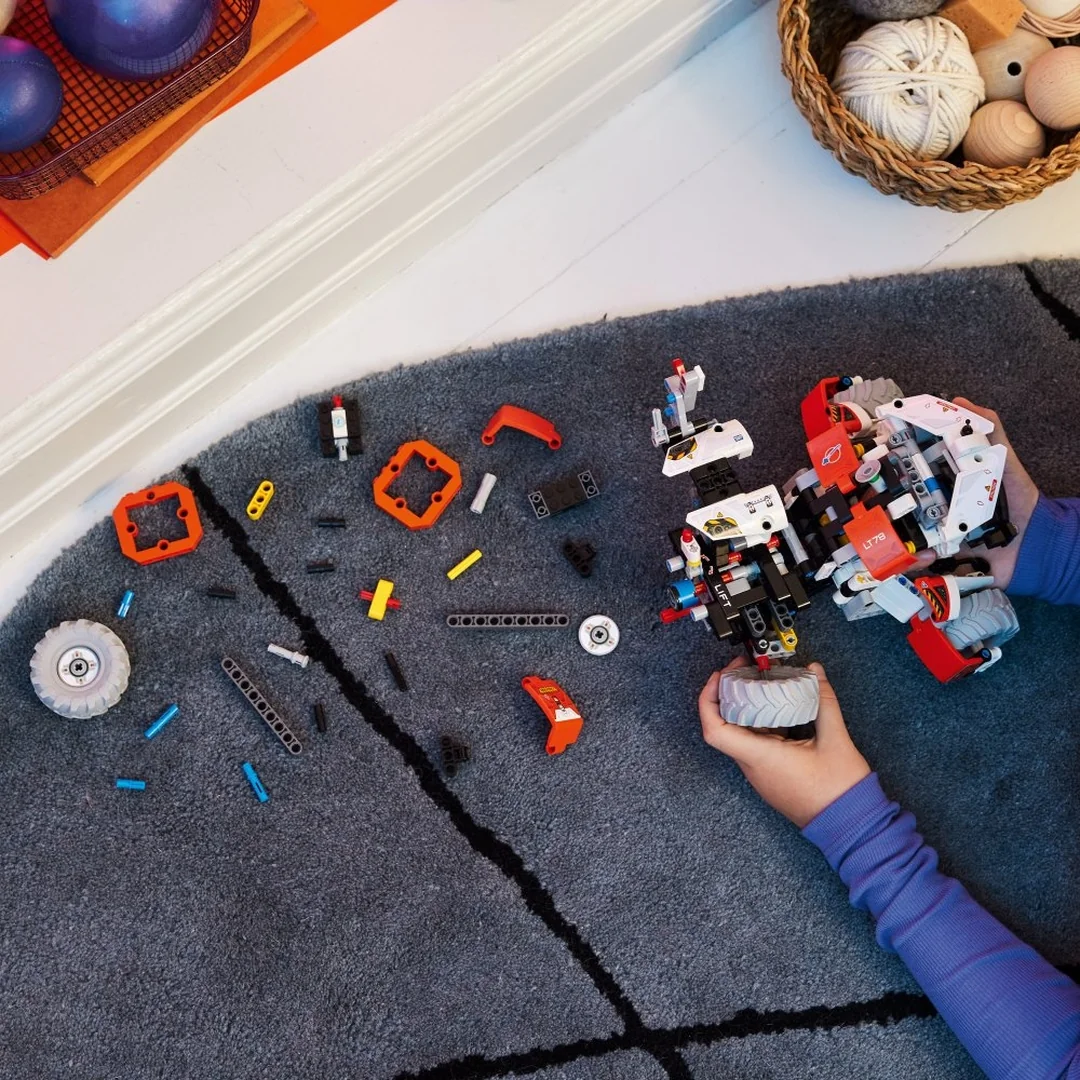 LEGO® Technic™ 42178 Vesmírny nakladač LT78
