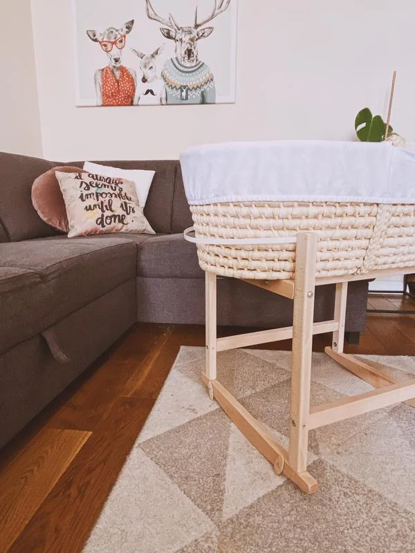 AHOJBABY Stojan hojdací na Mojžišov košík pre bábätko RockingBaby Natural bez laku 1×1 ks, hojdací stojan