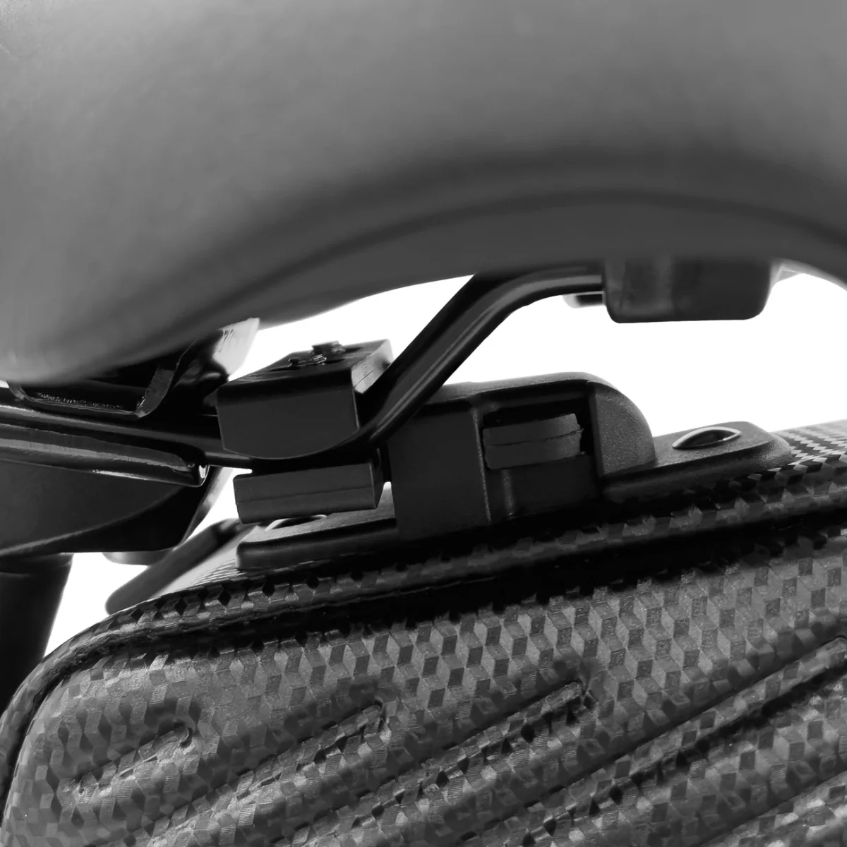 MG Bike cyklistická taška pod sedadlo 1.5l, čierna