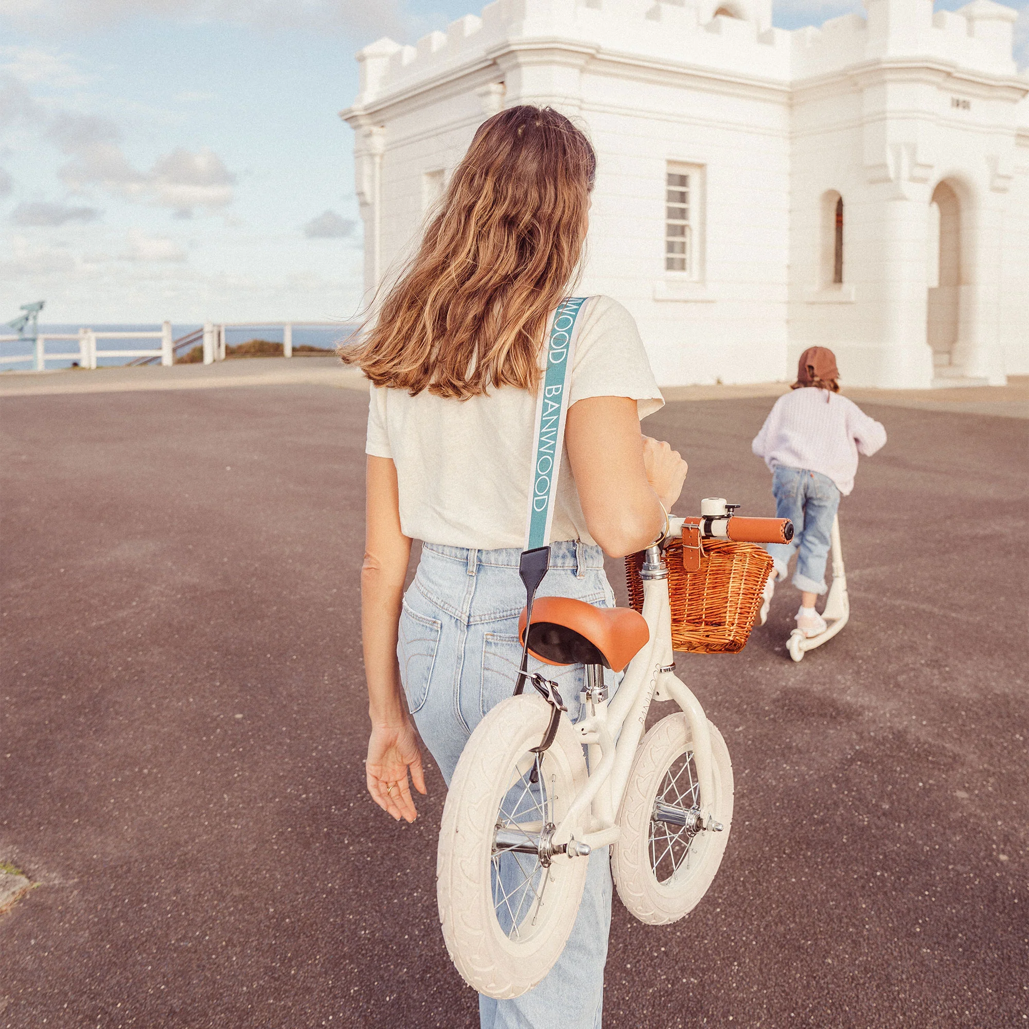 Banwood popruh na prenášanie Black