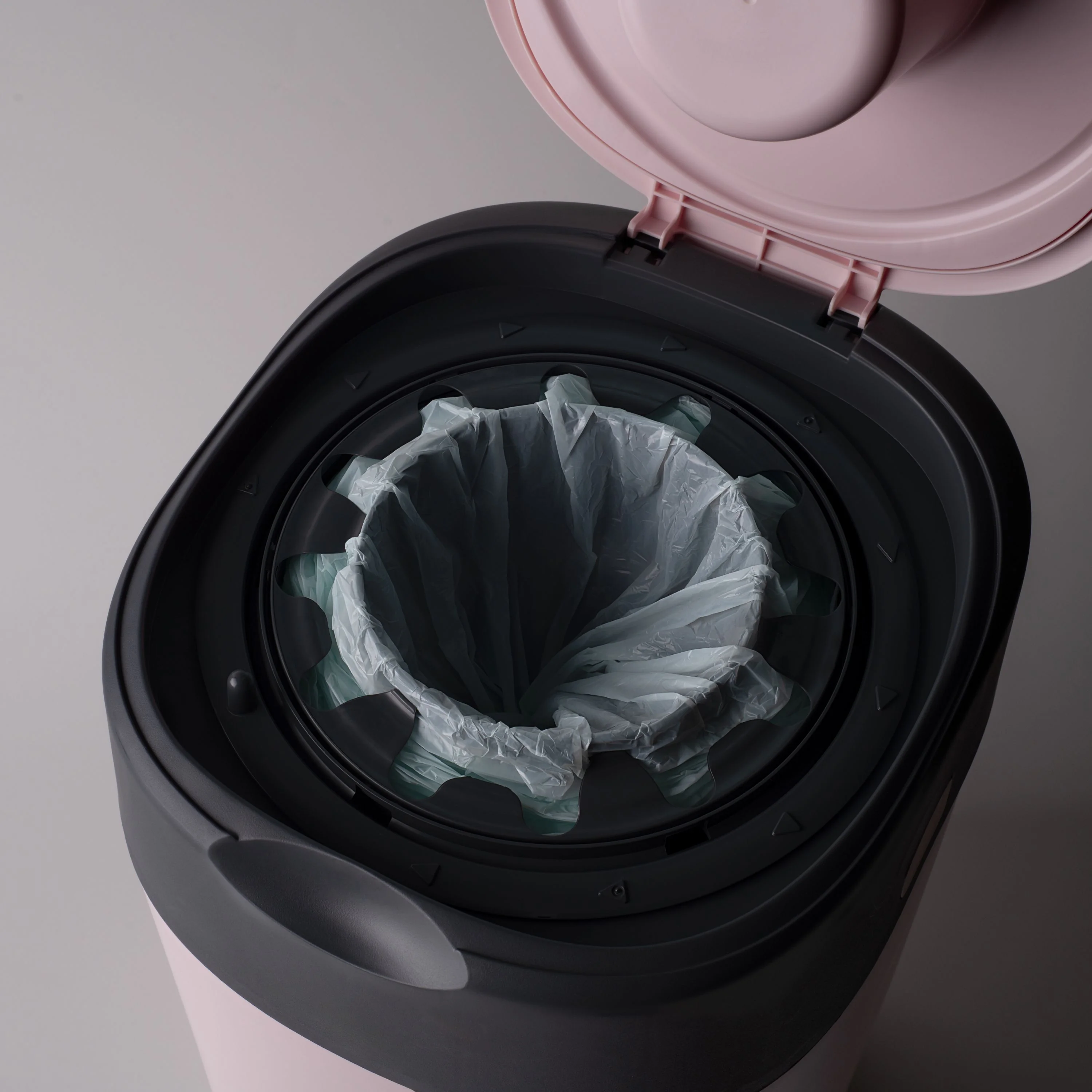 Tommee Tippee Twist & Click kôš na plienky, ružový 1 ks