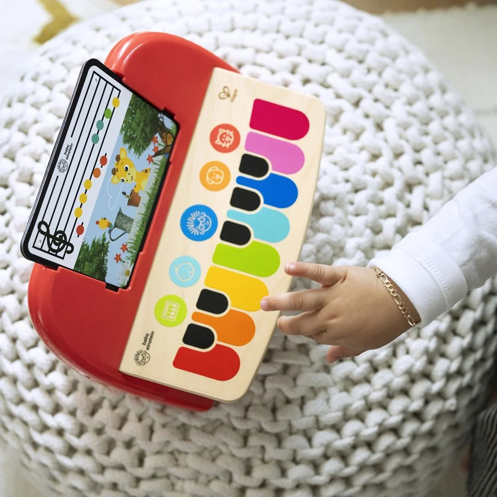 Hračka drevená hudobná klavír Cal’s First Melodies Magic Touch HAPE 6m+
