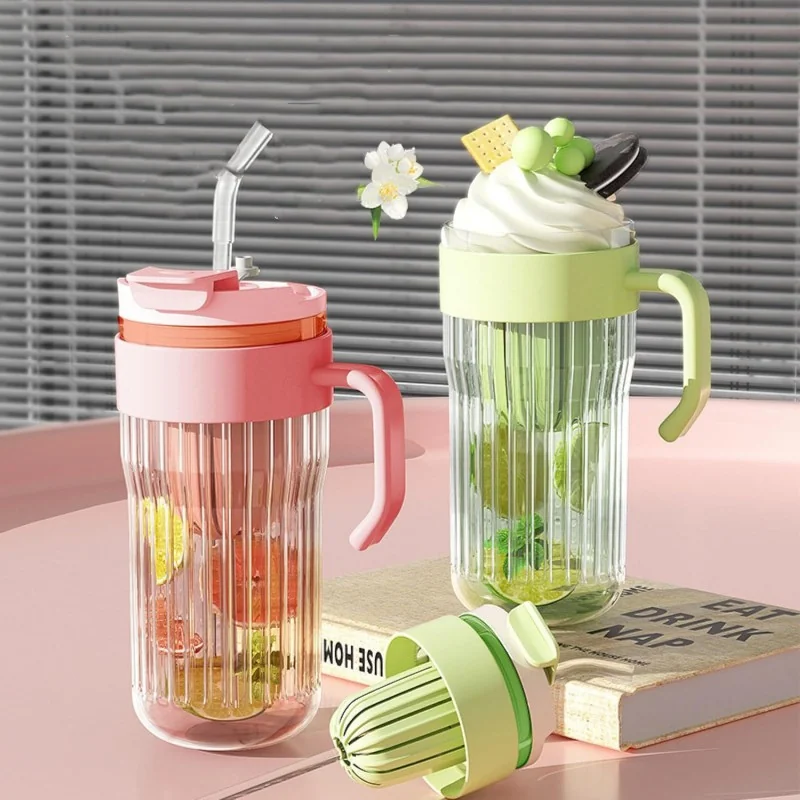 Livefy pohár so slamkou Ribbed 550ml, zelený 