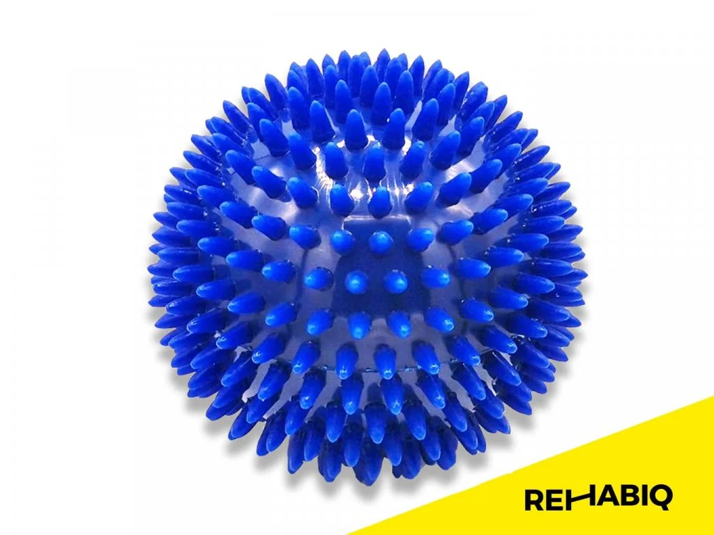 Rehabiq Masážna loptička ježko, 10 cm, modrá 1 ks
