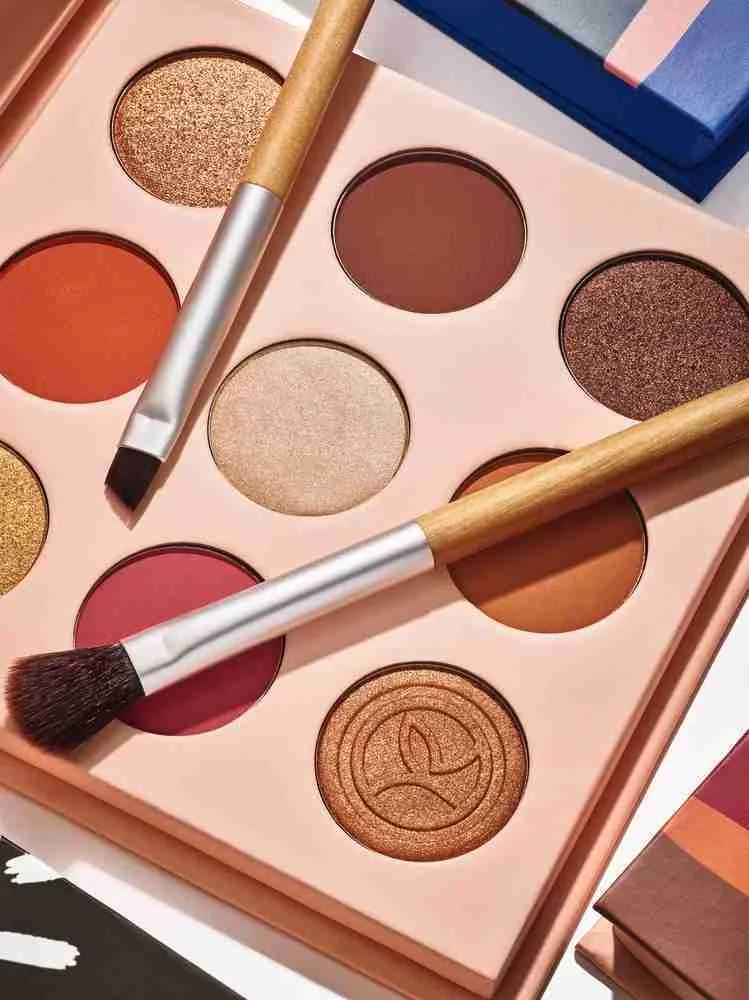 Yves Rocher Paleta 9 očných tieňov Lande Ambrée COULEURS NATURE 1×13,5 g, paleta očných tieňov