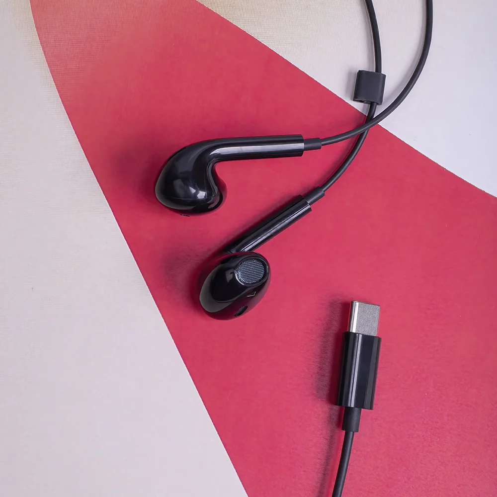 Maxlife káblové slúchadlá MXEP-04 USB-C 1,2 m čierna (OEM0002421)