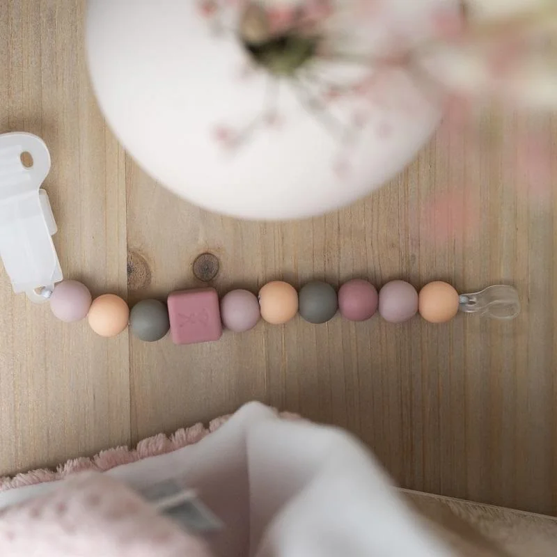 NATTOU Klip silikónový peach bez BPA 1×1ks, klip na cimlíky