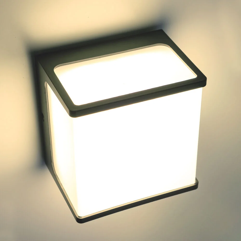 Modee LED svietidlo na stenu 8W 680 lumenov IP65 (LWL0008)