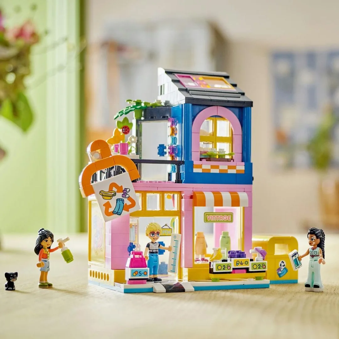 LEGO® Friends 42614 Obchod s retro oblečením 