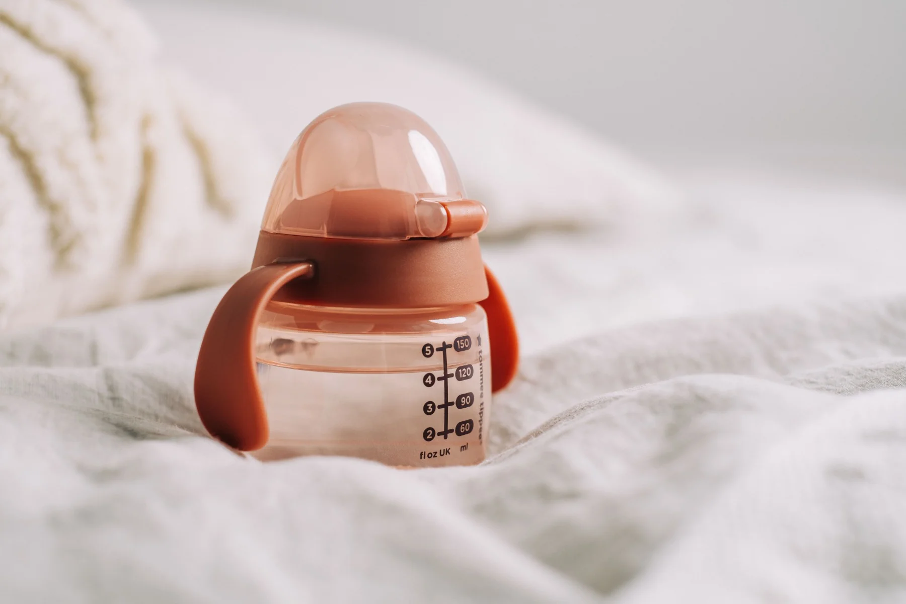 Tommee Tippee hrnček Transition 4m + 150ml - viac farebných variant 1×1 ks, hrnček