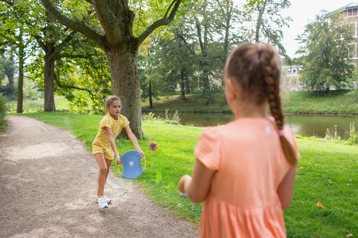 Tenisová trampolínová súprava so strapatou loptičkou