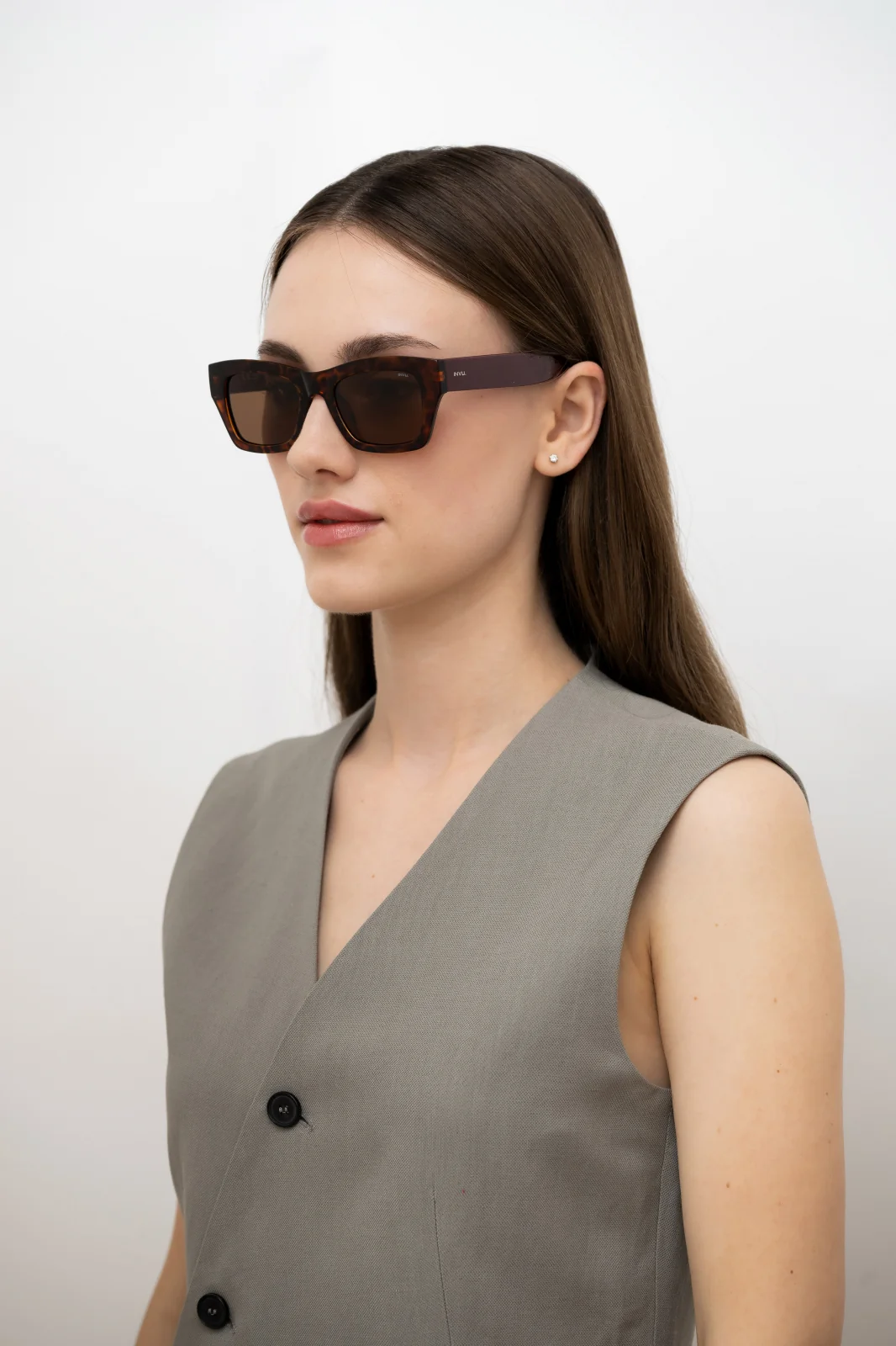 INVU. Fashion IB22460B Dámske slnečné okuliare
