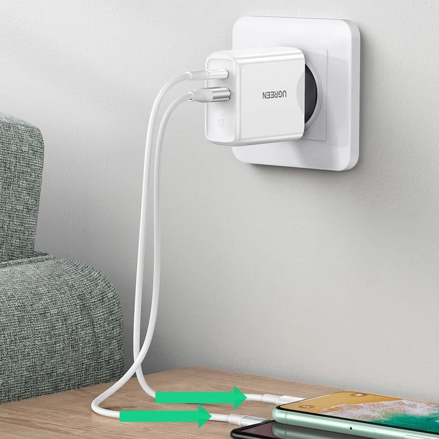 Ugreen CD170 sieťová nabíjačka USB-C / USB QC 4.0 PD 36W , biela