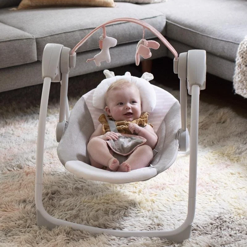 Hojdačka s melódiou Flora the Unicorn™ 0m+ do 9 kg