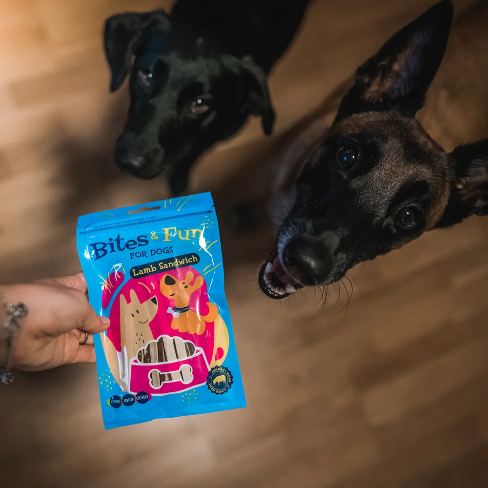 Akinu BITES & FUN Jahňací sendvič pre psy 10 x 85 g