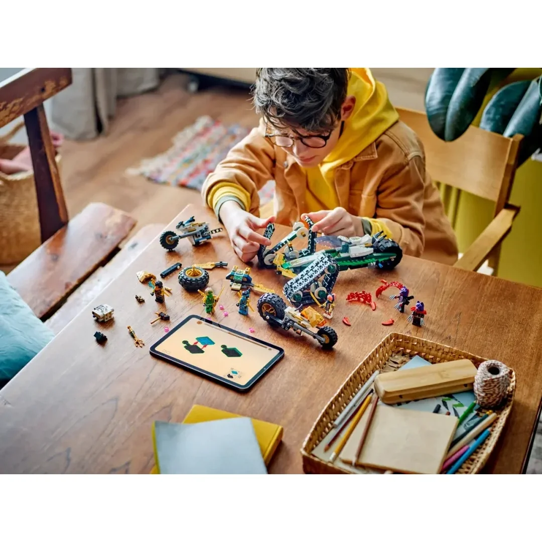 LEGO® Ninjago® 71820 Tím nindžov a kombo vozidlo