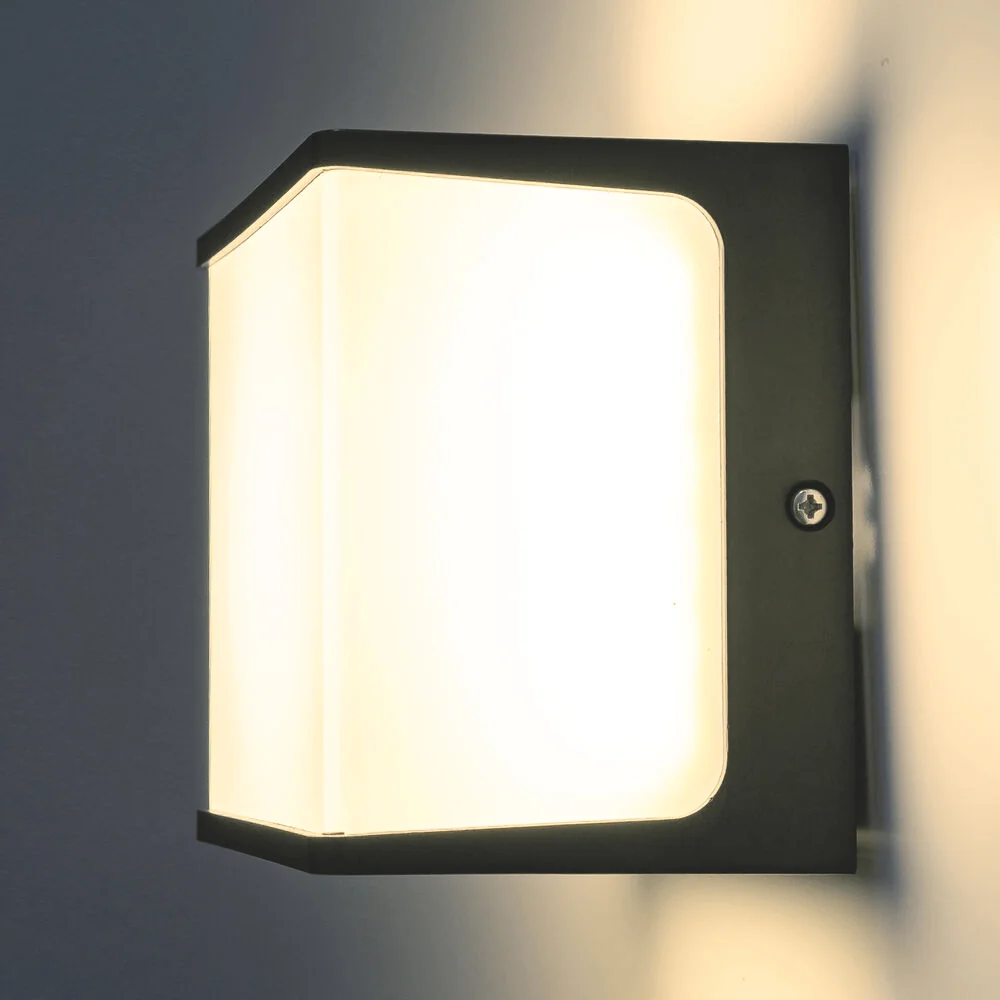 Modee LED svietidlo na stenu 8W 680 lumenov IP65 (LWL0008)