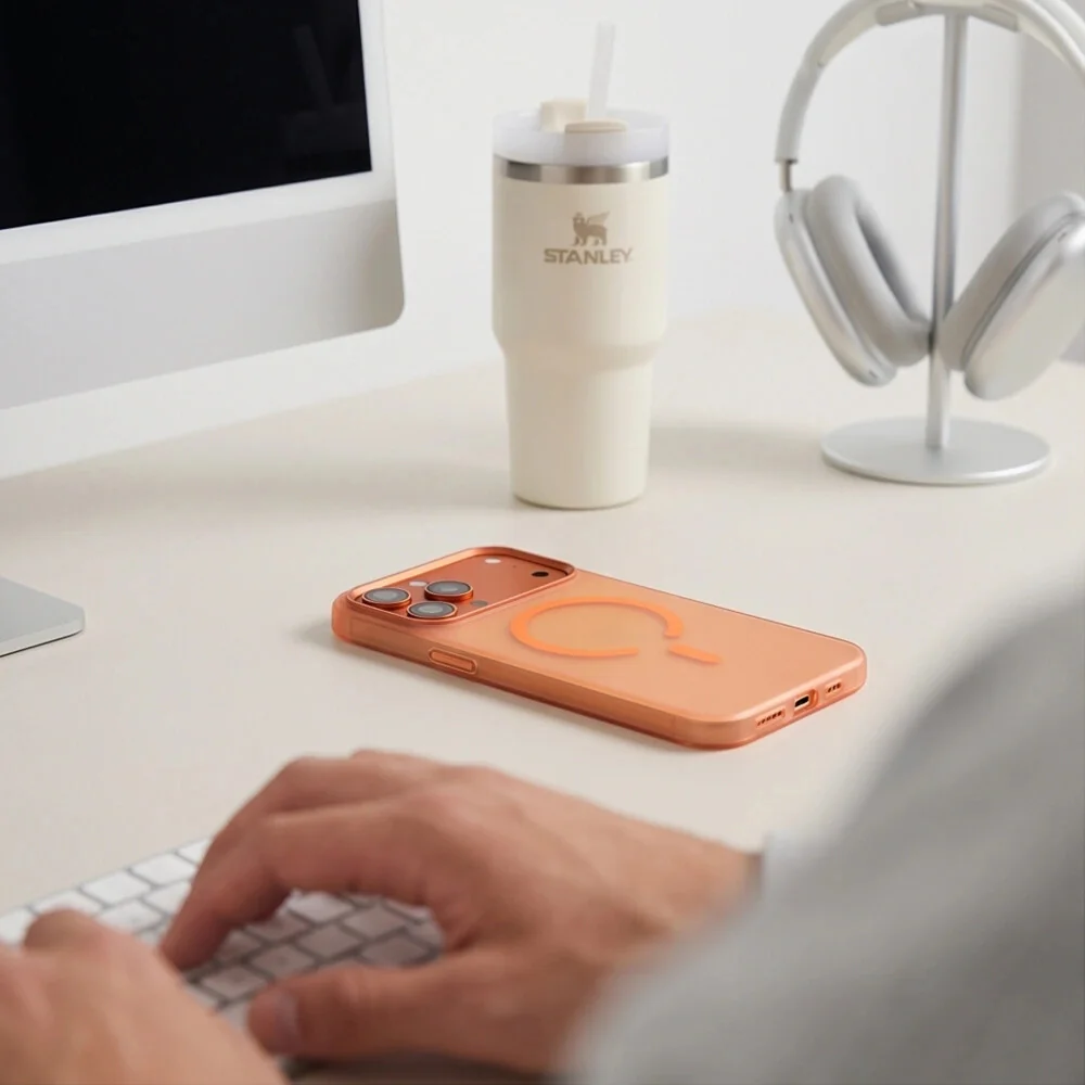 Tech-Protect MagZero MagSafe kryt na iPhone 17 Pro / 18 Pro, oranžový