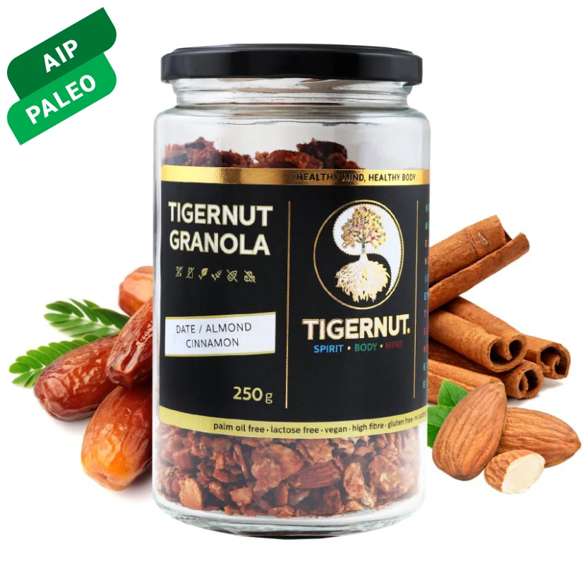 Granola z lupienkov lúpaného tigrieho orecha s ďatlami a škoricou