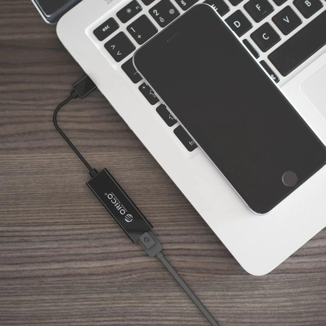Orico UTJ-U3 externý sieťový adaptér USB 3.0 / RJ45, čierny