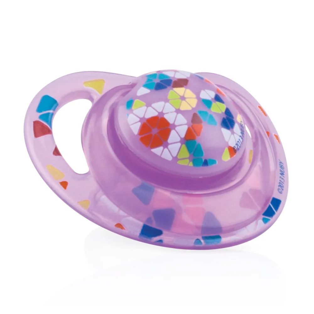 NUBY Silikónový ortodontický masážny cumlík 0-6m svietiaci
