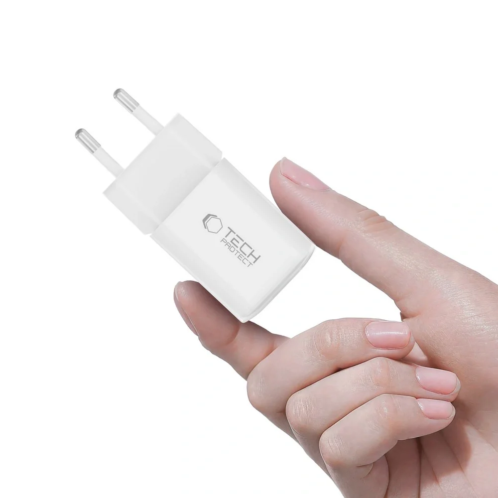 Tech-Protect NCM33W sieťová nabíjačka USB / USB-C 33W PD QC, biela