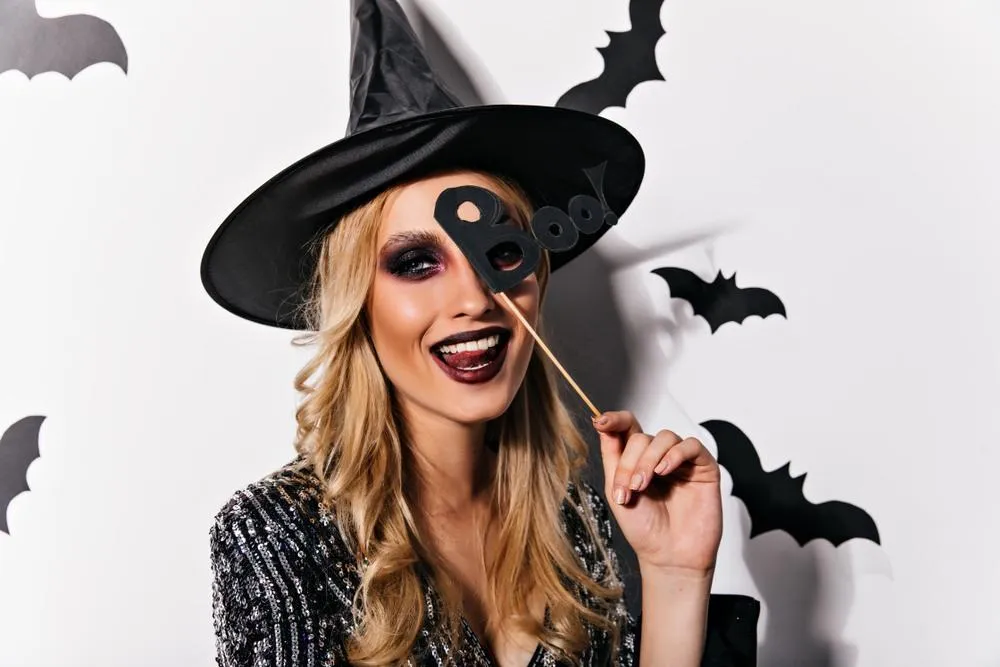 Vyčarujte si na tvári dokonalú halloweensku masku