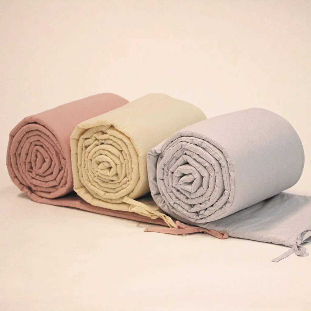 Mantinel ochranný do postieľky TILLY MAX Light Beige 360 cm