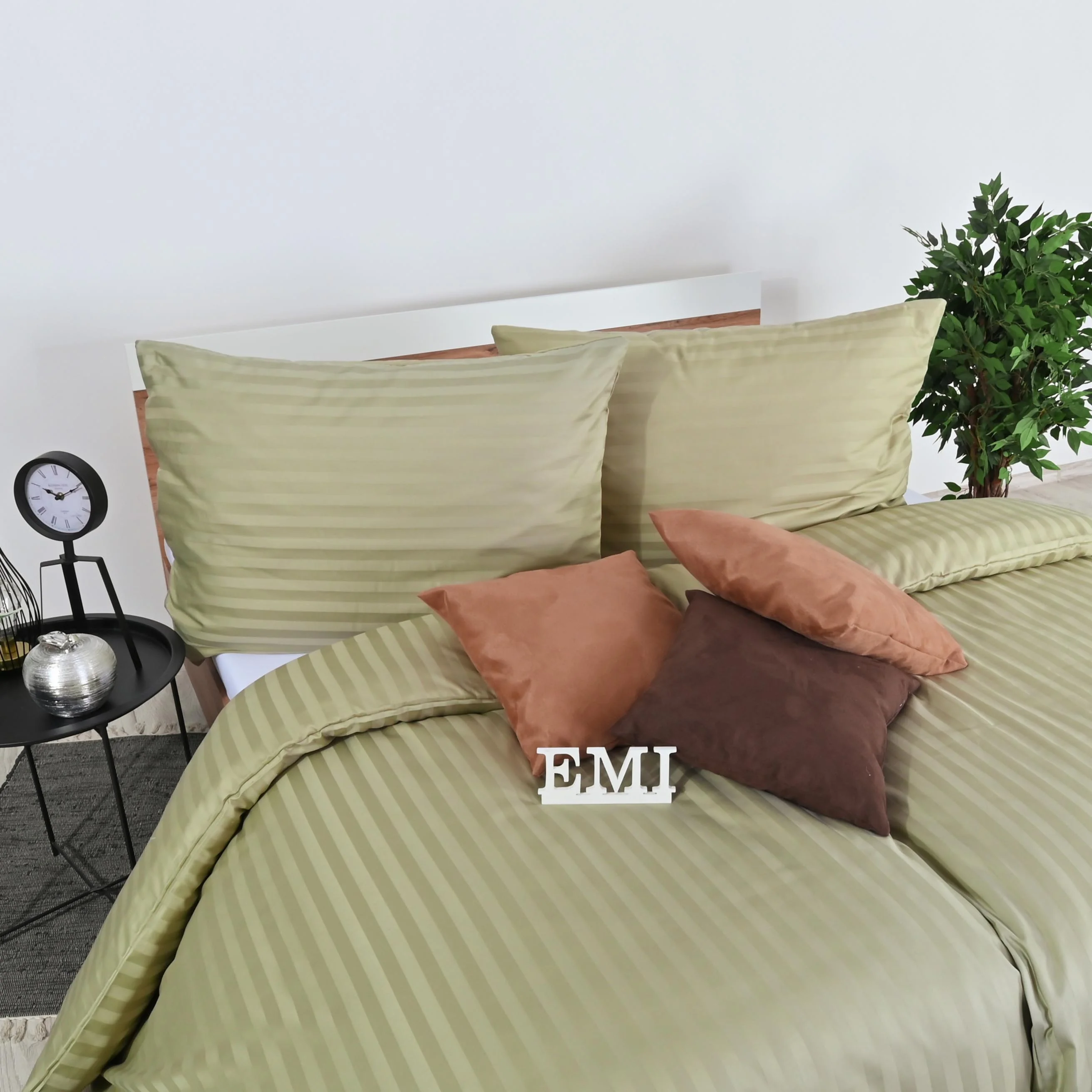 EMI Obliečky damaškové hnedo-olivové 1×1 set, posteľné obliečky