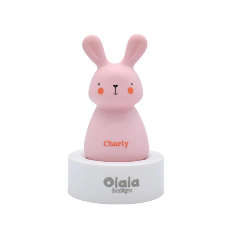 Olala Boutique LED nočné svetlo Zajko Charlie ružové